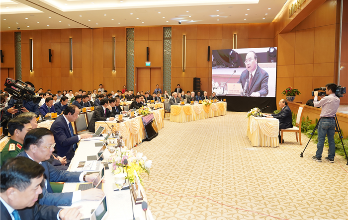 Thủ tướng chủ trì phiên họp Chính phủ đầu tiên qua hệ thống e-Cabinet