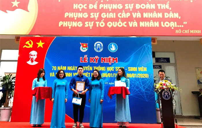 Trường Đại học Mở Hà Nội: Nhiều hoạt động thiết thực kỷ niệm 70 năm Ngày truyền thống học sinh- sinh viên