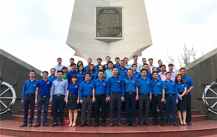 Đoàn Thanh niên Khối Công nhân viên chức thành phố Hà Nội ký kết chương trình phối hợp với các đơn vị lực lượng vũ trang