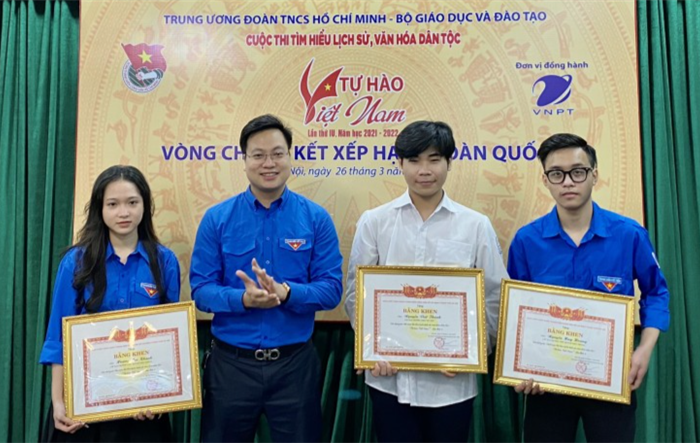 Trao giải cuộc thi “Tự hào Việt Nam” cấp thành phố