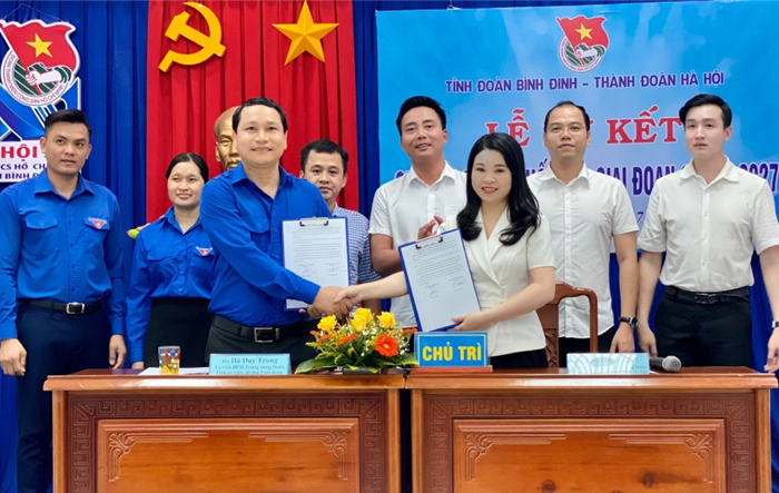 Tuổi trẻ Hà Nội và Bình Định ký kết chương trình hợp tác