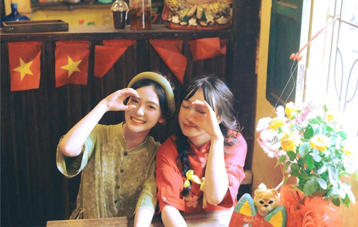 Giới trẻ Hà Thành rủ nhau check in những quán cafe đẹp “lạc lối” mùa Trung thu
